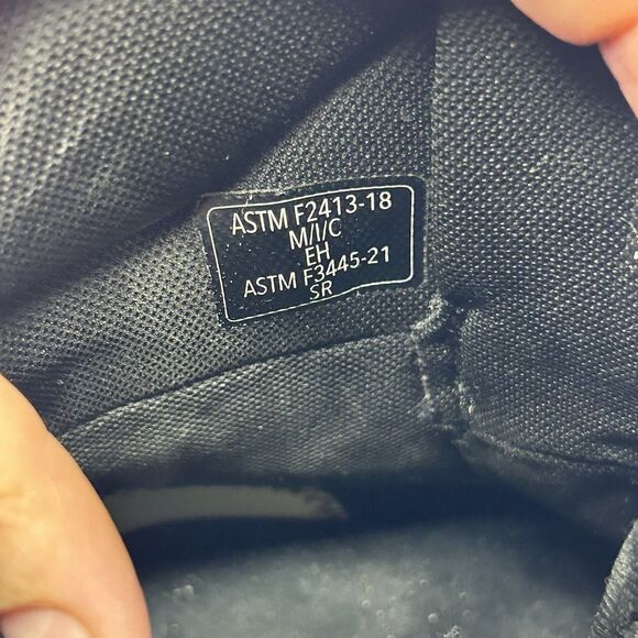 Ariat mens Treadfast 8\
